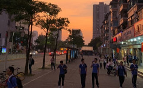 【推荐】中学生周记模板合集7篇