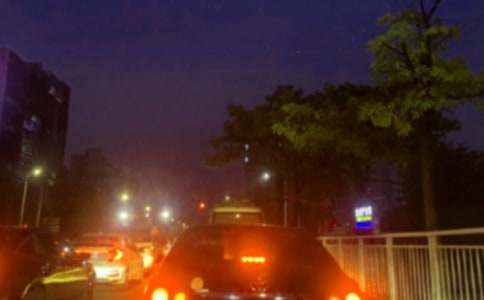 ����Υ�´���ί����