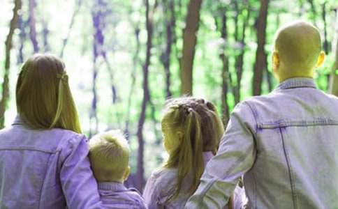 С�����׶μҳ����ĵ����