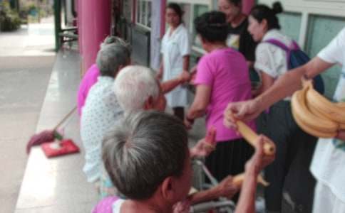 ����Ժ�����߻�