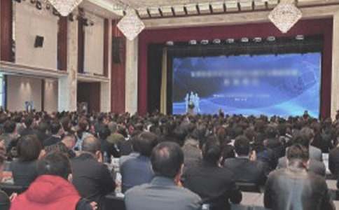 ��ѵ������ʽ�쵼������