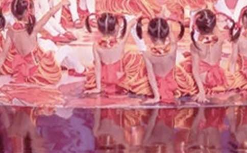 �׶�԰����һ�ҳ����Ը�