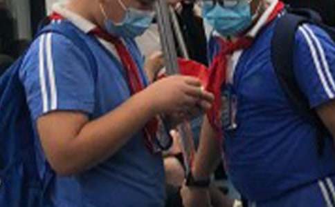 ũ��Сѧ��ƶ��������