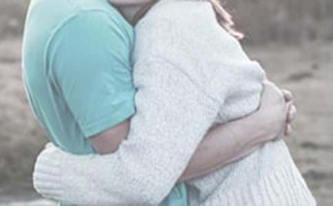 拥抱为话题的作文